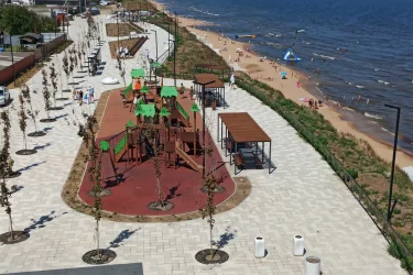 Поселок Кучугуры, и его достопримечательности